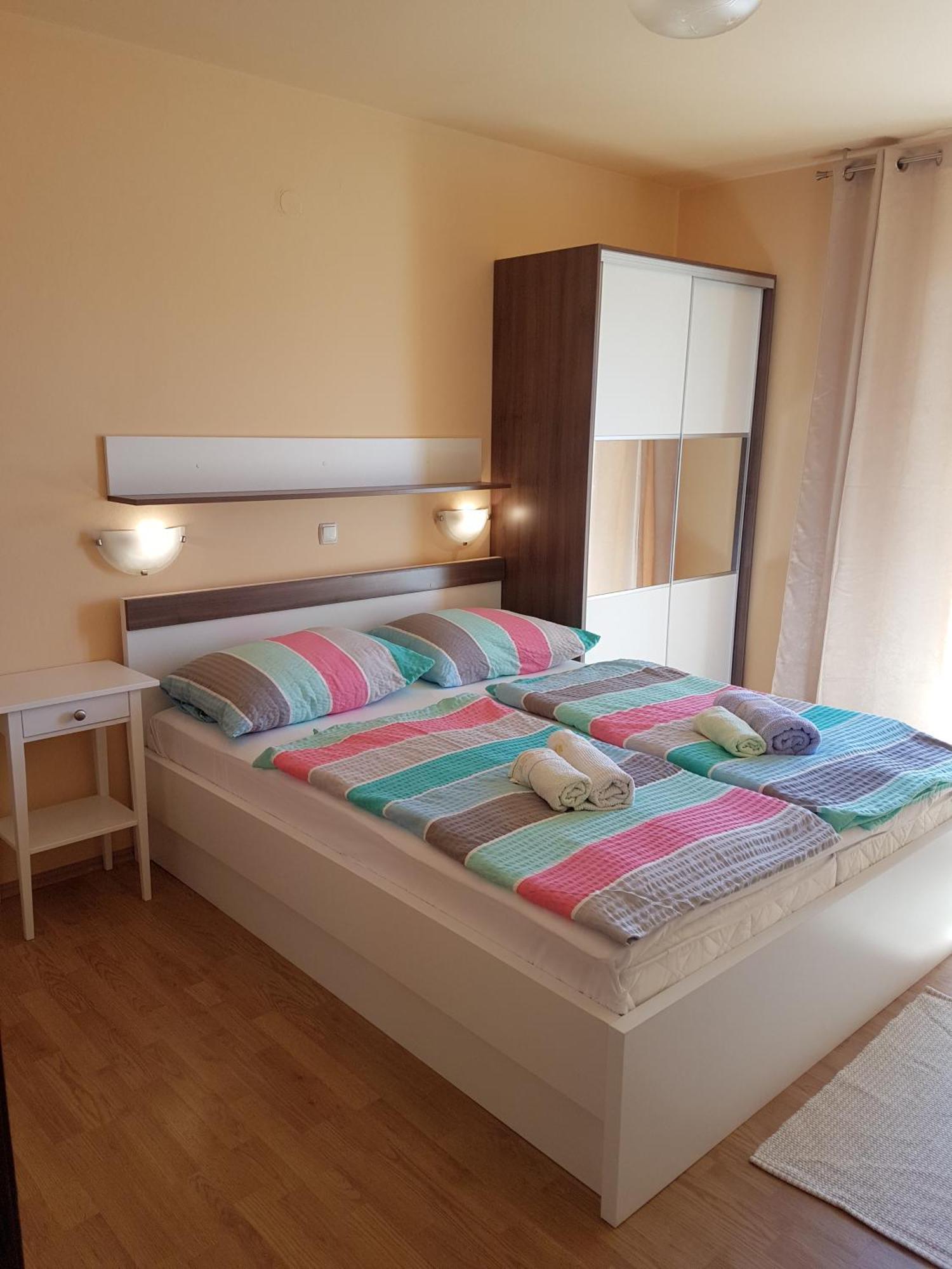Guesthouse Mira Rab Town Phòng bức ảnh