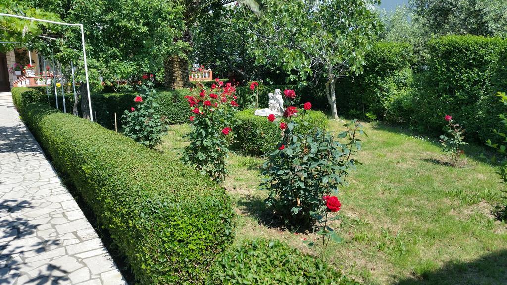 Guesthouse Mira Rab Town Ngoại thất bức ảnh